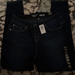 18T Torrid Bombshell Skinny Jeans #5